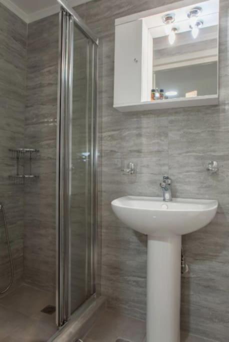Newly Reconstructed Flat 107Sqm! Apartment Chania  Exterior foto